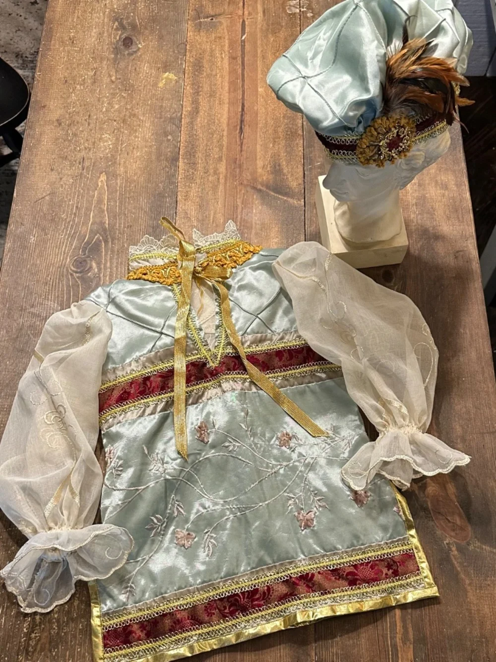 Boys Size 3-4 Renaissance inspired tunic